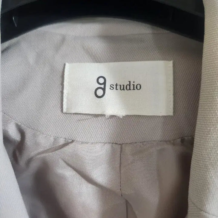 [BUNJANG] Gstudio Double Button Crop Jacket / 지금결제시 이가격 내일바로올림  Gstudio 더블 버튼 크롭 자켓