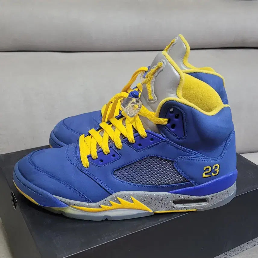 [BUNJANG] Nike Air Jordan 5 Retro Laney JSP / [275(270)] 나이키 조던5 레트로 레이니 JSP
