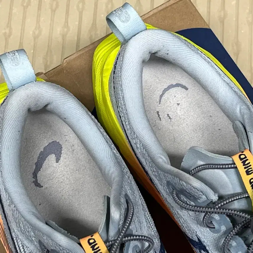 [BUNJANG] Asics Superblast 2 Paris 270 / 아식스 슈퍼블라스트2 파리 270