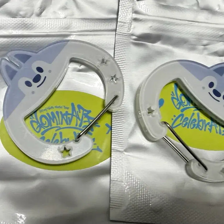 [BUNJANG] Stray Kids Bang Chan Wolf Chan Carabiner Bundle Set / 스트레이키즈 방찬 울프찬카라비너2개일괄 13000원