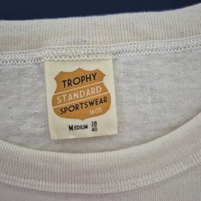 [BUNJANG] Trophy Clothing Long Sleeve T-Shirt Ivory 38 / 트로피클로딩 긴팔 티셔츠 아이보리 38사이즈