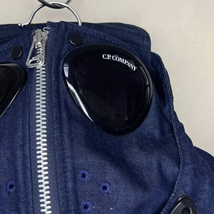 [BUNJANG] CP Company Junya Watanabe Denim Fish Tail Coat / 준야와타나베 x CP컴퍼니 데님 라미네이트 피쉬테일