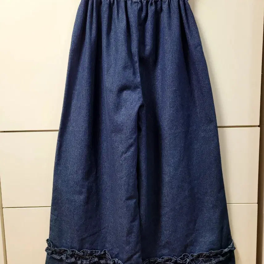 [BUNJANG] Wide Denim Pants with Frill Detail / 청바지 데님 와이드 밴딩 프릴 바지