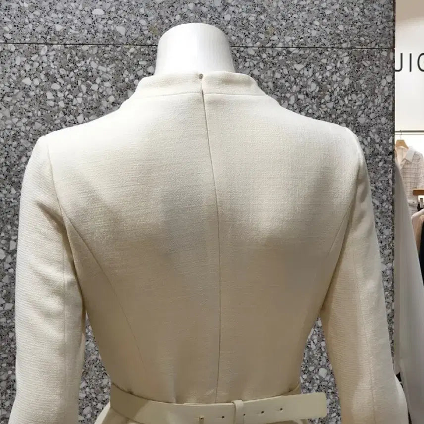 [SOLD OUT] 지고트 윙칼라 머메이드 원피스 (결혼식2부/상견례/아나운서/돌잔치룩)