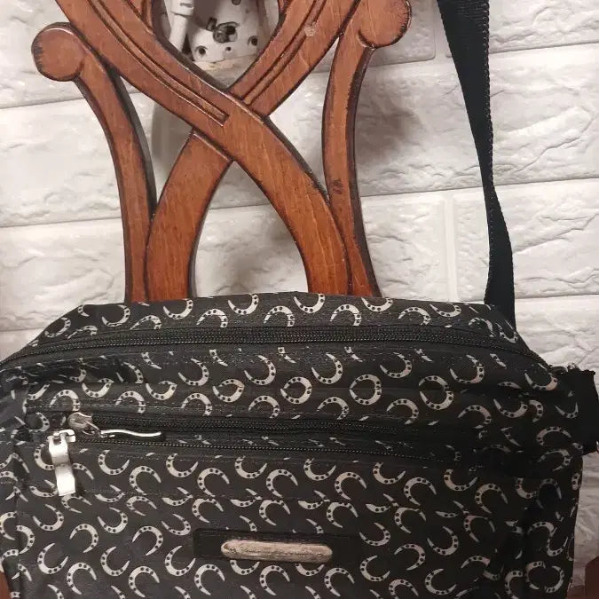 [BUNJANG] Pattern Crossbody Bag / 최종가격내림.패턴 크로스백 가방