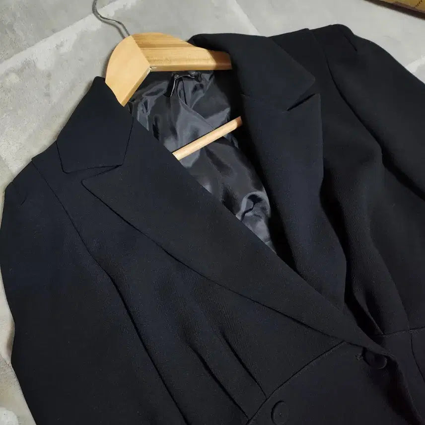 [BUNJANG] Benito Solid A-Line Collar Long Dress / 베니토 솔리드 A라인 카라 하객 롱원피스