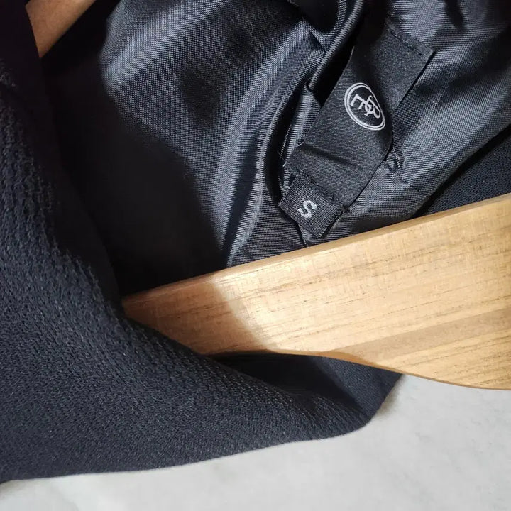 [BUNJANG] Benito Solid A-Line Collar Long Dress / 베니토 솔리드 A라인 카라 하객 롱원피스