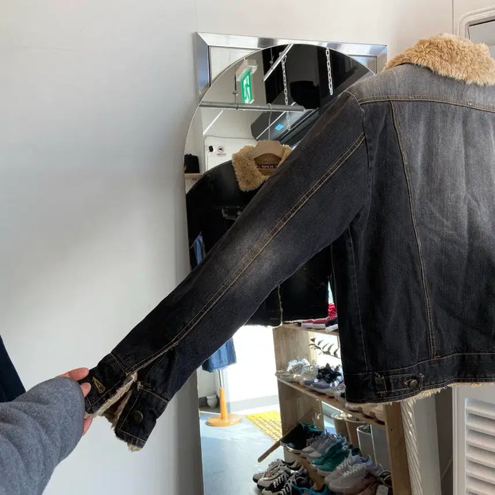 [SOLD OUT] 데님 무스탕 자켓 L(100) Denim Mustang Jacket