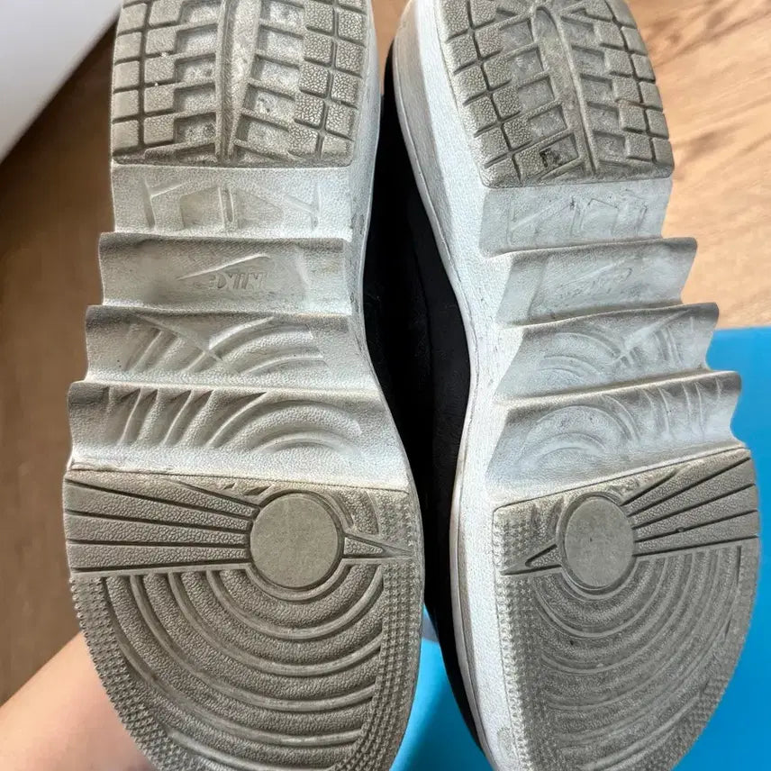 [BUNJANG] Nike Jordan 1 Gesture XX Boots (235mm) / 나이키조던 1 제스처 XX 부츠 235mm aq7887-001