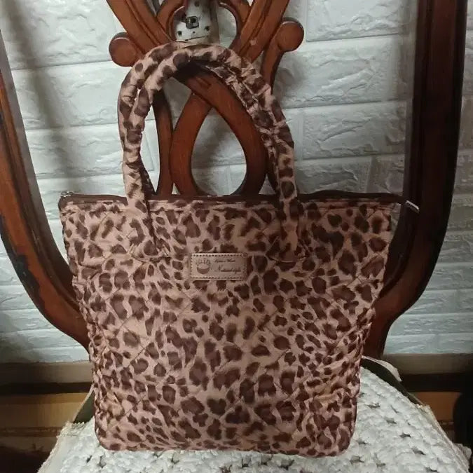 [BUNJANG] Leopard Quilted Tote Bag / 가격내림.레오파드 퀼팅 토트백