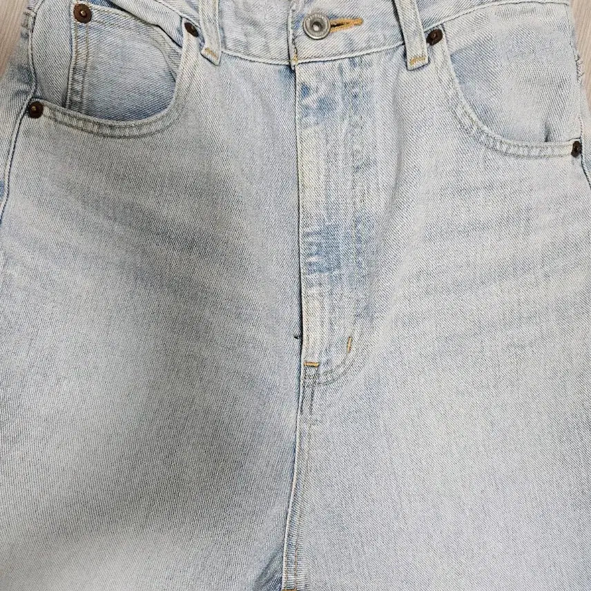 [BUNJANG] TOM GREYHOUND Roll-up Denim Jeans / 톰그레이하운드 정품 롤업 연청 데님