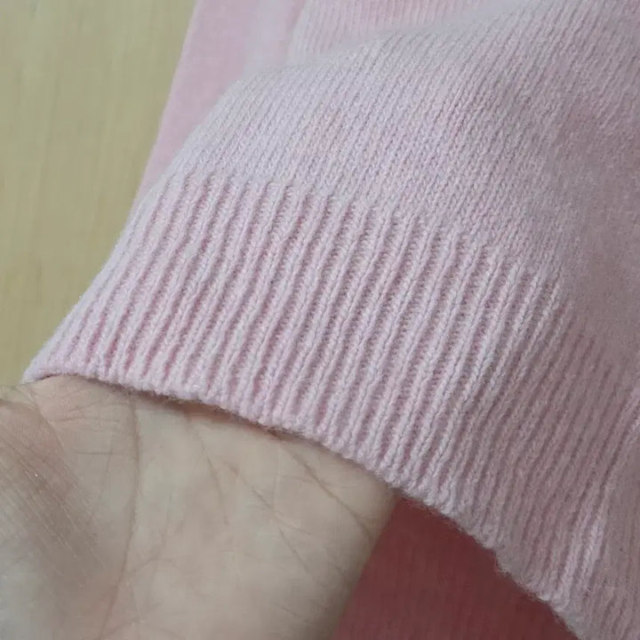 [BUNJANG] Miel Cashmere Wool High V-Neck Knit Sweater / 미엘 miel 캐시미어 울 니트 하이 브이넥 니트 핑크