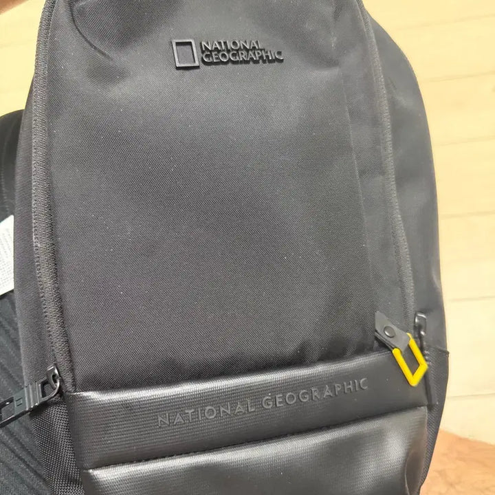 [BUNJANG] National Geographic Sling Bag / 내셔널지오그래픽 블랙 슬링백 가방