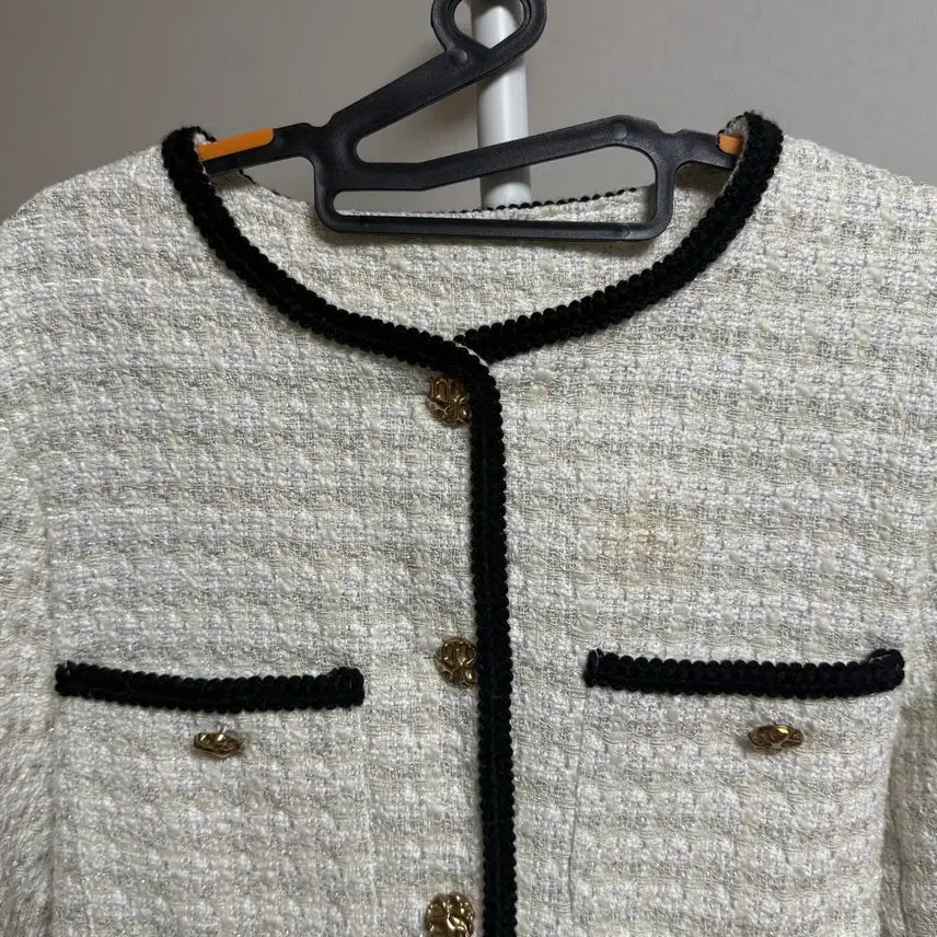 [BUNJANG] Ivory Tweed Jacket / 아이보리 트위드 자켓[Free]