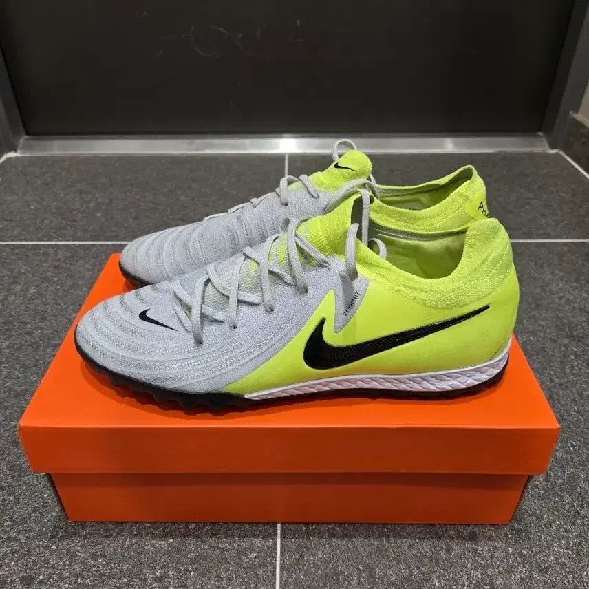 [BUNJANG] Nike Phantom GX2 Pro TF 285mm / 나이키 팬텀GX2 프로 TF 285mm