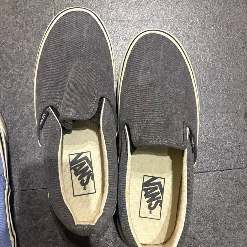 [BUNJANG] Vans Slip-On Bundle Set (245mm) Sneakers / [2족일괄 245사이즈 ]반스 슬립온 일괄판매