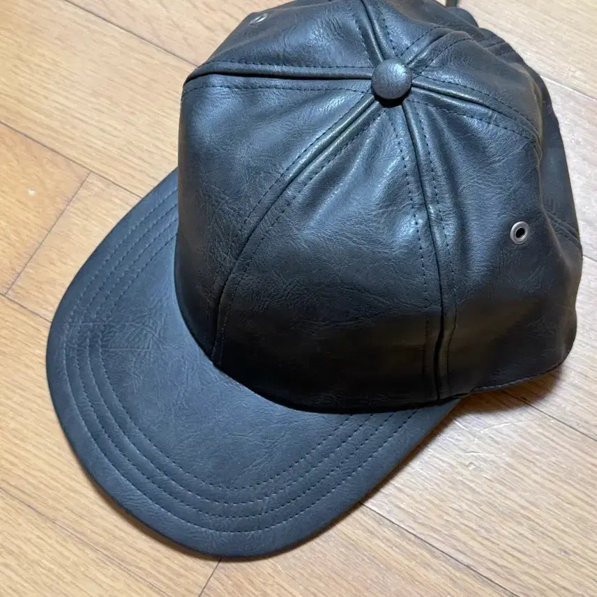 [BUNJANG] A.P.C Leather Cap / A.P.C 캡모자 가죽모자