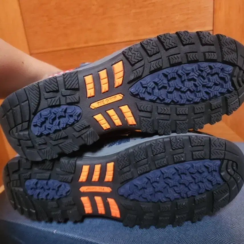 [BUNJANG] Unican Gore-Tex 265 Safety Boots / 고어텍스 265 안전화 방한화 다이얼 새상품 등산화