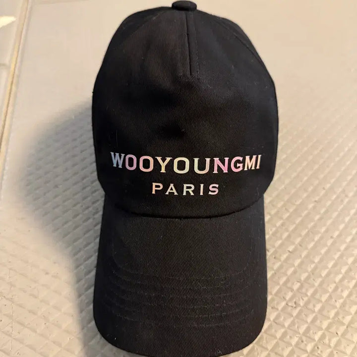 [BUNJANG] Wooyoungmi Lenticular Embroidered Ball Cap Black / 우영미 렌티큘러 엠브로이드 볼캡 블랙 - 23SS