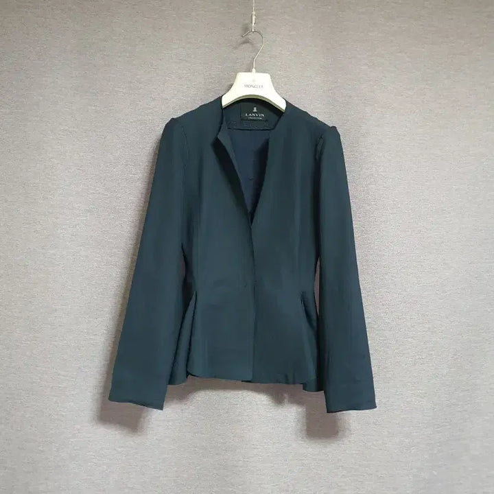 [SOLD OUT] 랑방컬렉션 페플럼 자켓 55 사이즈 정품