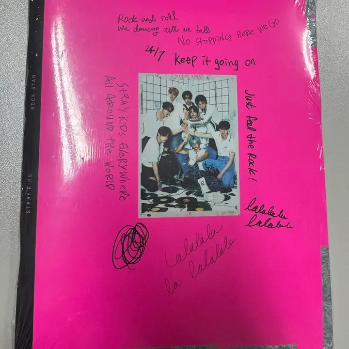 [BUNJANG] Stray Kids Rock-Star Album (Standard Version) / 스트레이키즈 스키즈 락스타 일반판 미개봉 앨범 새상품