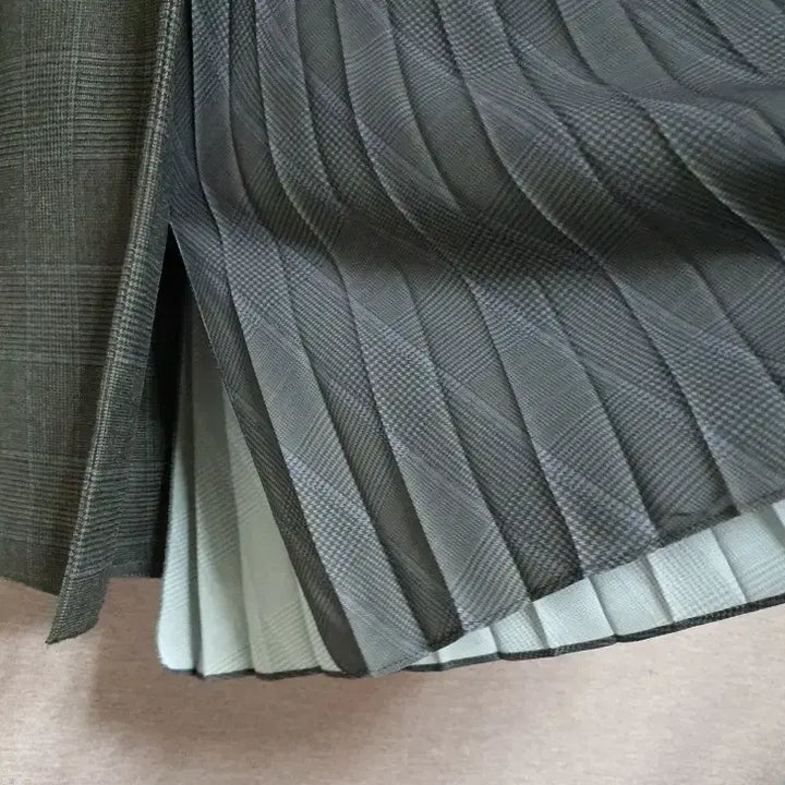 [BUNJANG] Kuho Pleated Detail Skirt / 구호 kuho 플리츠 디테일 스커트 55 사이즈 정품
