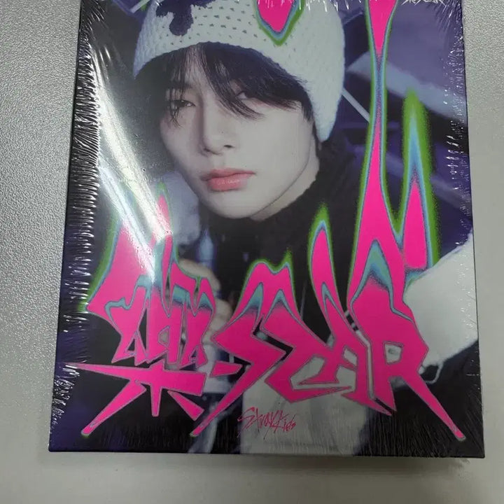 [BUNJANG] Stray Kids I.N ROCKSTAR Digipack Album / 스트레이키즈 스키즈 락스타 디지팩 아이엔 미개봉 앨범 새상품