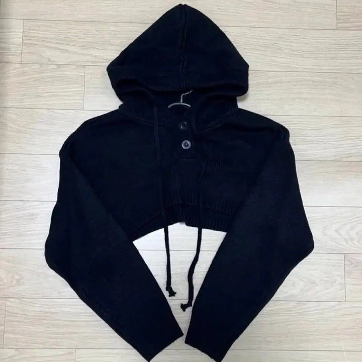[BUNJANG] Black Crop Hood Knit / 블랙 크롭 후드 니트