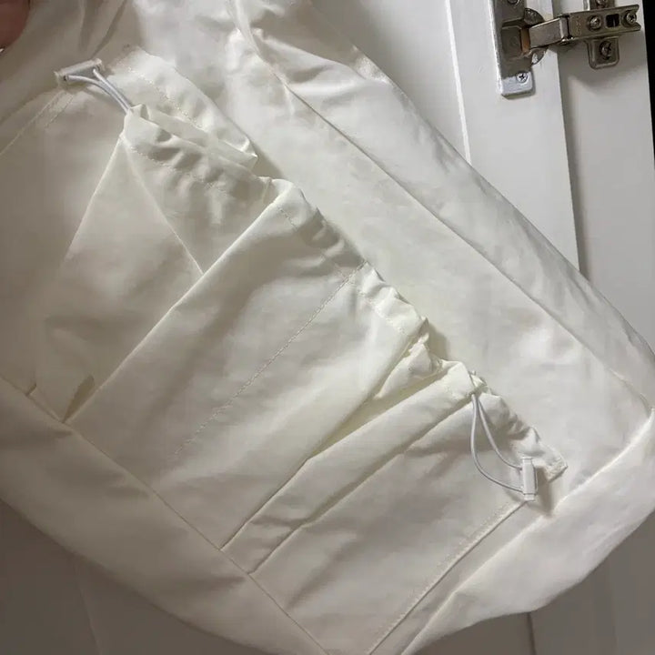 [BUNJANG] Headermint Crossbody Bag White / 헤더먼트 크로스백 화이트 새상품
