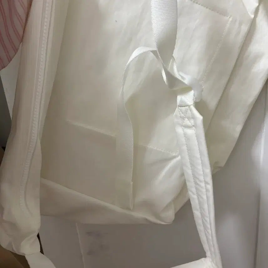 [BUNJANG] Headermint Crossbody Bag White / 헤더먼트 크로스백 화이트 새상품