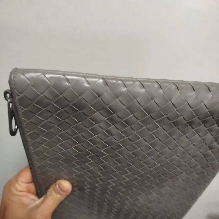 [BUNJANG] Bottega Veneta Woven Leather Clutch (Large) / 상태좋은 보테가베네타 짜임가죽 클러치 라지사이즈