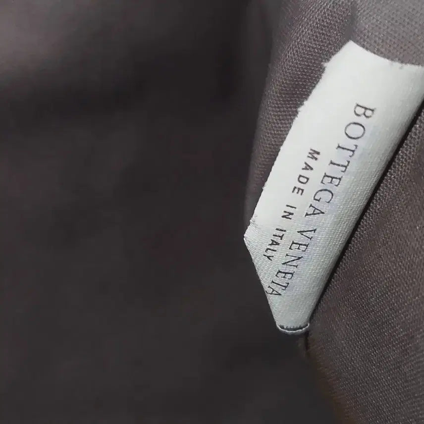 [BUNJANG] Bottega Veneta Woven Leather Clutch (Large) / 상태좋은 보테가베네타 짜임가죽 클러치 라지사이즈