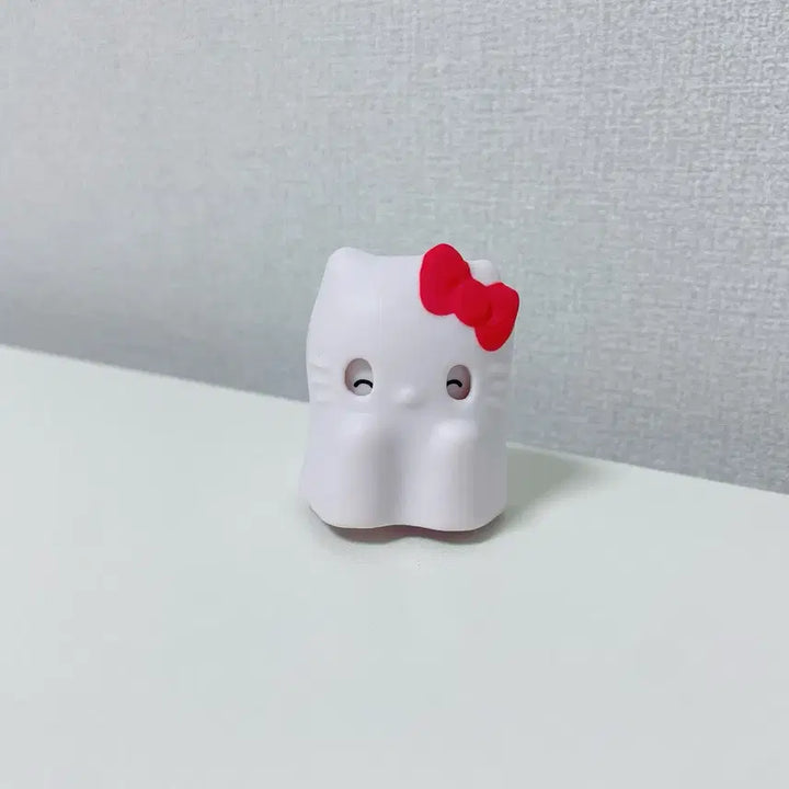 [BUNJANG] Sanrio Ghost Kitty Figure / 산리오 유령 키티 피규어 가챠