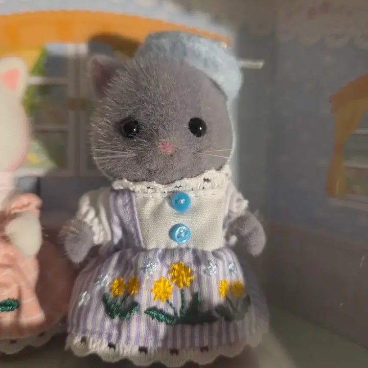 [SOLD OUT] 실바니안 패밀리 고양이 인형 페르시안 소녀