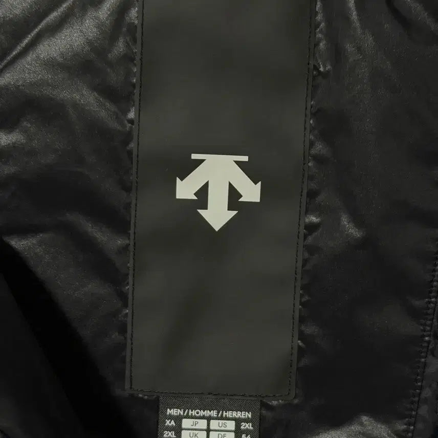 [BUNJANG] Descente Men's Black Short Padded Jacket 3XL / 새상품) 데상트 남성 블랙 숏패딩 3XL(115)