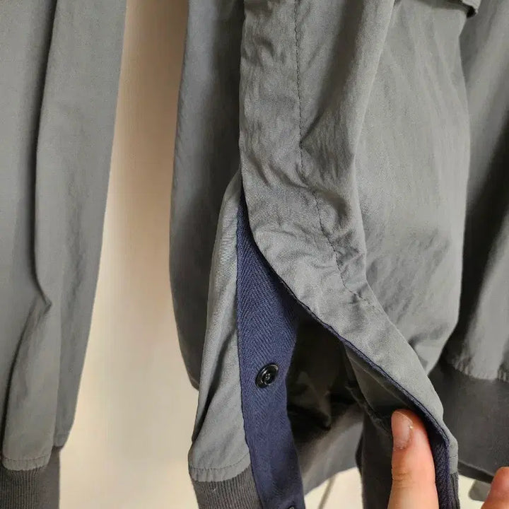 [BUNJANG] Sakai Taslan Nylon Woven Sweatshirt / 사카이 타슬란 나일론 우븐 맨투맨