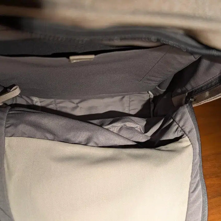 [BUNJANG] Bellroy Classic Backpack Compact 16L Saltbush / 벨로이 Bellroy 클래식 백팩 컴팩트 16L 솔트부시 saltbush