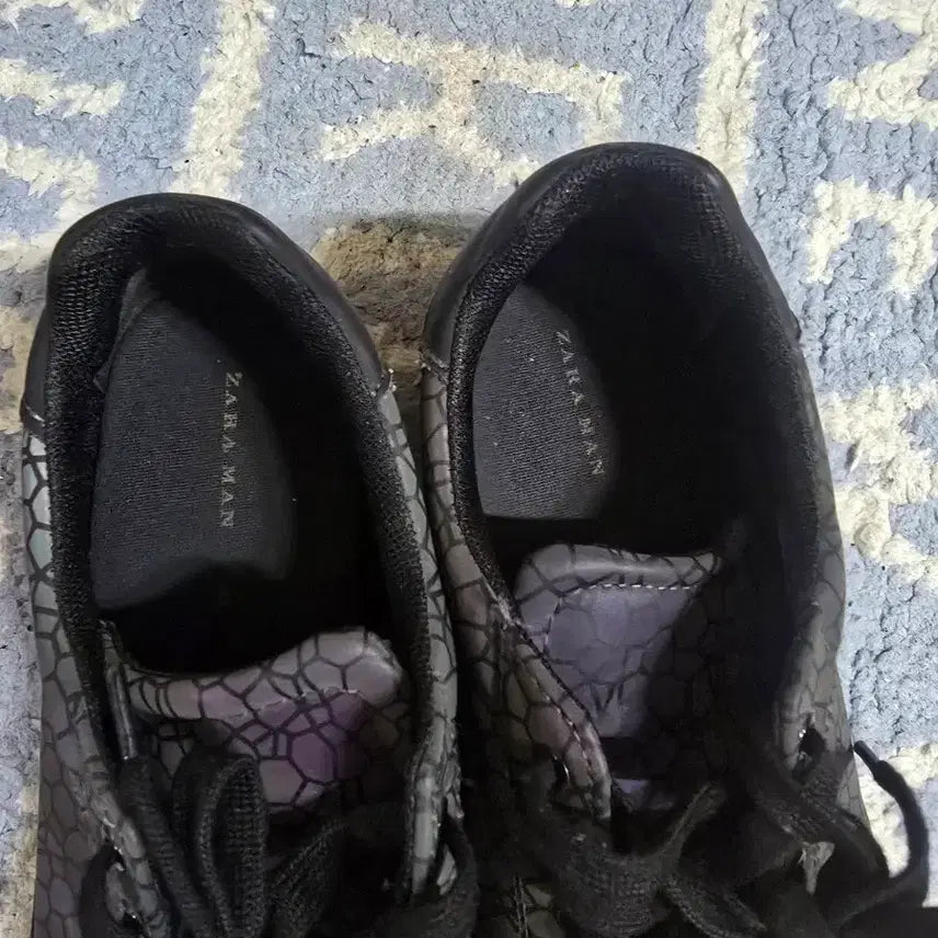 [BUNJANG] ZARA Man Honeycomb Pattern Sneakers / 자라 맨 벌집 패턴 스니커즈 판매합니다