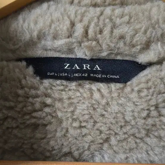 [BUNJANG] Zara Sherpa Jacket L / 자라 무스탕 양털 자켓 L 100 (가죽 아닙니다)