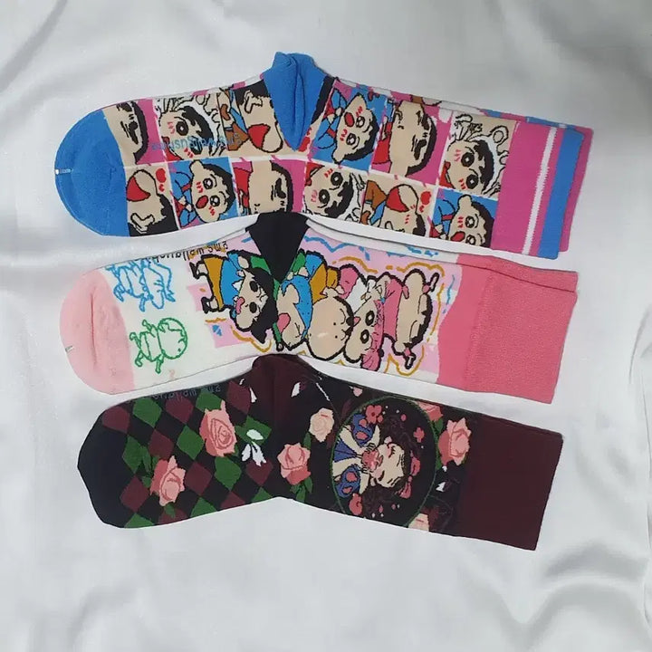 [BUNJANG] Character Socks / 개당가격이예요~ 와인색 핑크 블루 귀여운 캐릭터 양말