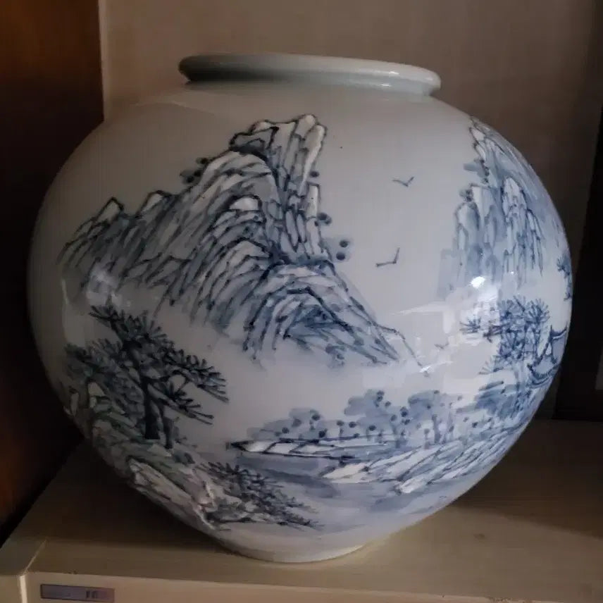 [BUNJANG] Blue and White Landscape Porcelain Jar / 청화 산수화 도자기 항아리