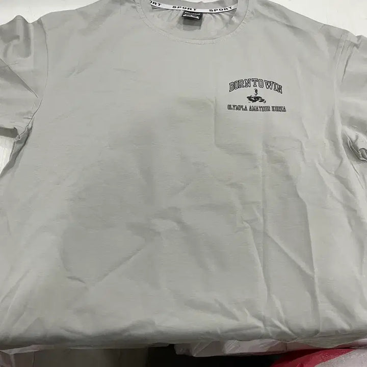 [BUNJANG] Olympia Gray T-shirt (M Size) / 올림피아티셔츠 그레이 M 사이즈판매합니다