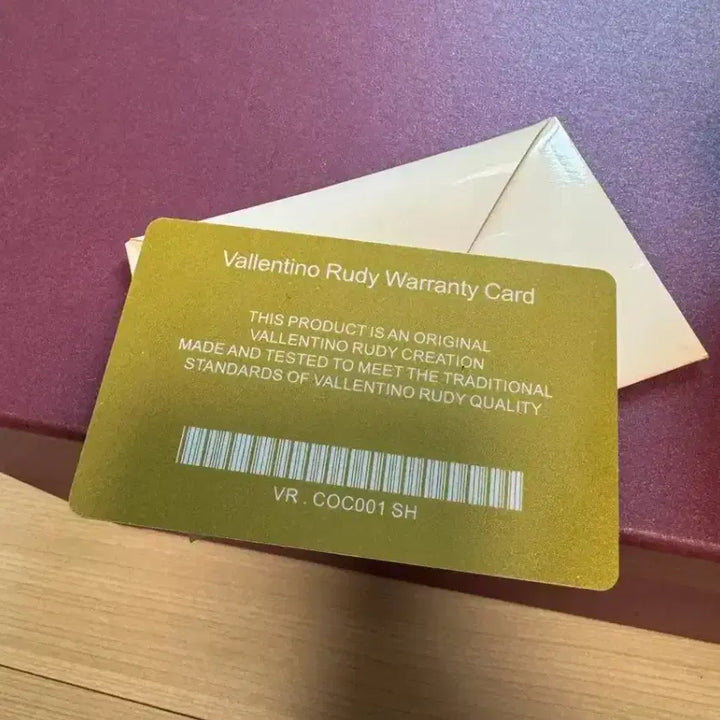 [BUNJANG] Valentino Crocodile Handbag / Valentino 크로커다일 정품 핸드백 판매 또는 교환원해요