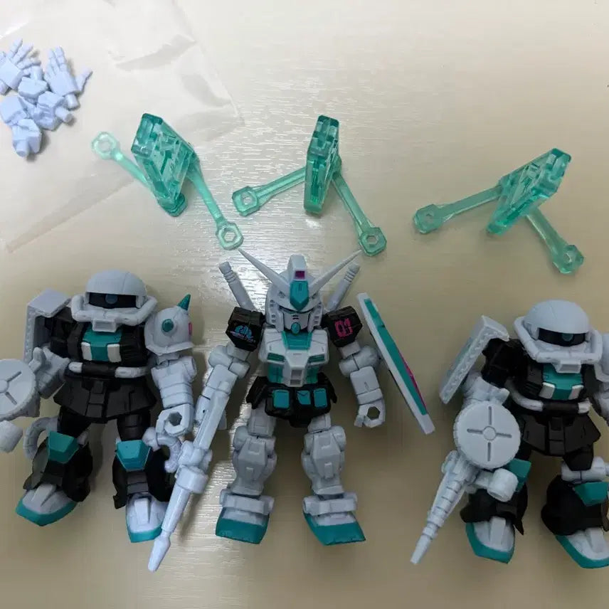 [BUNJANG] Hatsune Miku Gundam Ensemble Bundle Set / 건담 미쿠 앙상블 가조품 일괄 팔아요