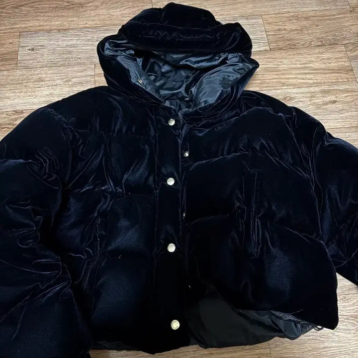 [BUNJANG] TheBarnet Velvet Goose Puffer Jacket Black / 더바넷 벨벳 구스 푸퍼 패딩