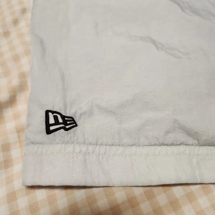 [BUNJANG] New Era Woven Shorts / 뉴에라 우븐 숏 팬츠 반바지