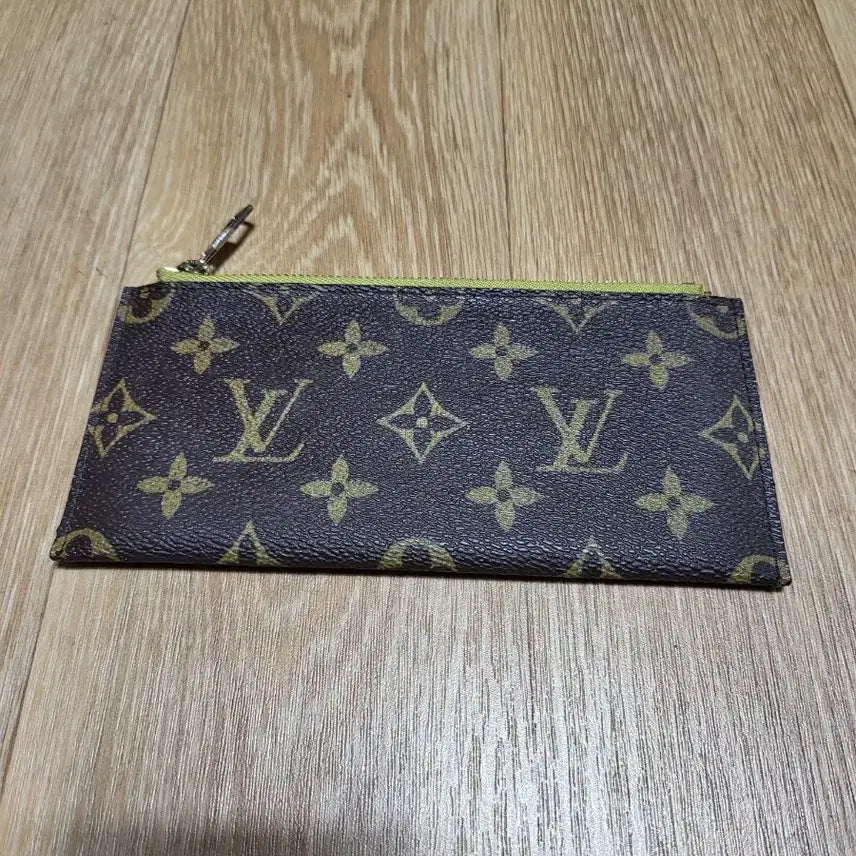 [SOLD OUT] 남녀공용 루이비통 파우치 동전지갑 카드지갑 클러치백