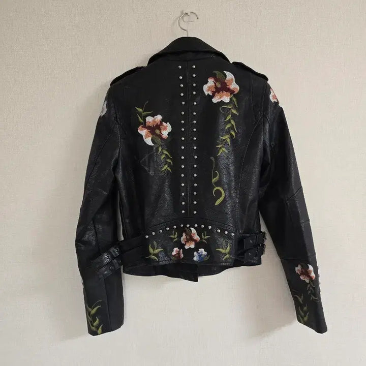 [BUNJANG] SHEIN Faux Leather Embroidered Rider Jacket / 쉐인 인조가죽 자수 라이더 자켓