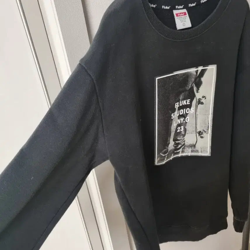 [BUNJANG] Fluke Studio Black Sweatshirt (L) / Fluke 스튜디오 블랙 맨투맨 티셔츠 L