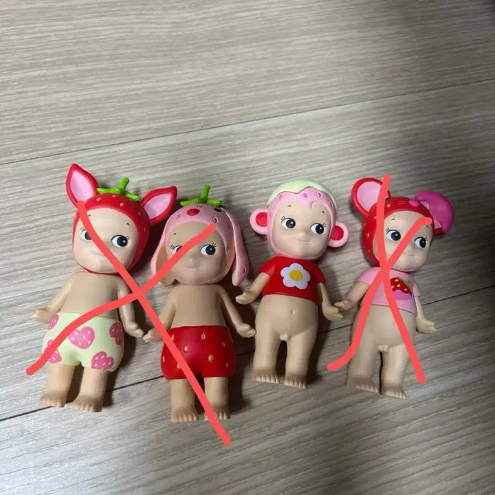 [BUNJANG] Sonny Angel Strawberry Monkey Figure / 소니엔젤 스트로베리 딸기 - 원숭이